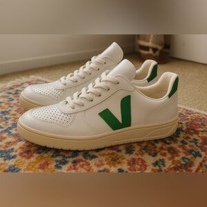 Veja White and Green Casual Sneakers